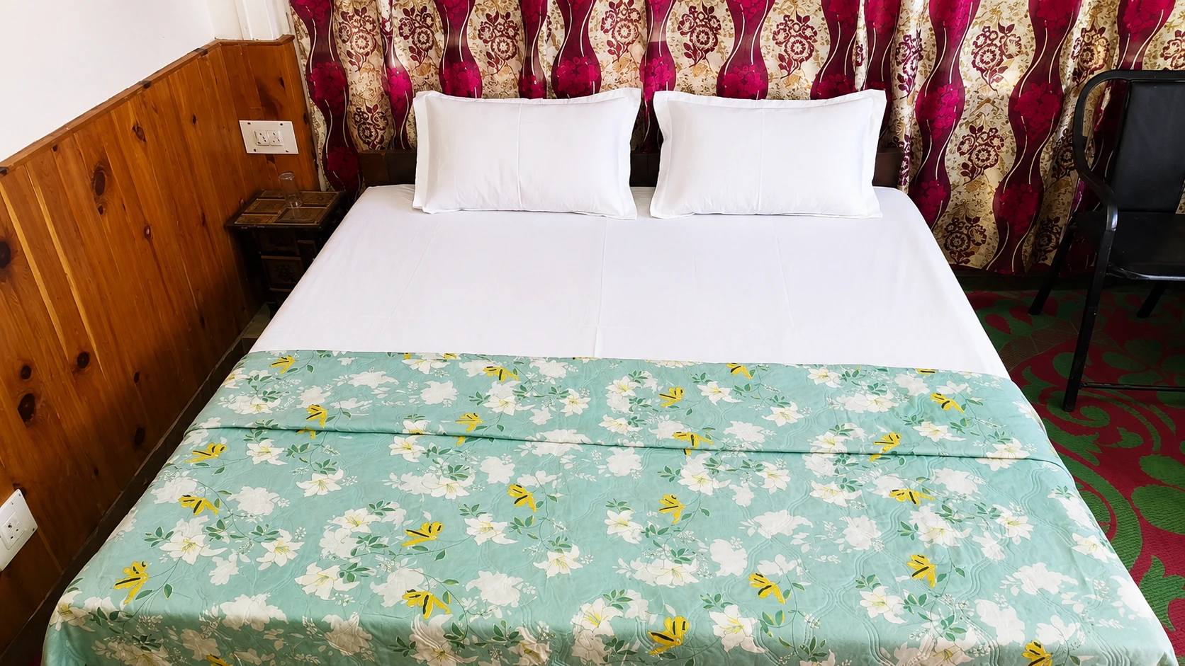Mountain View Room